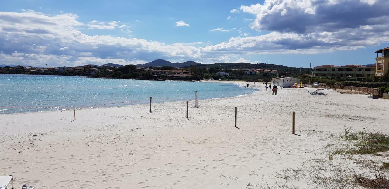 La Smeralda - Boutique Rooms And Breakfast Golfo Aranci Exterior foto