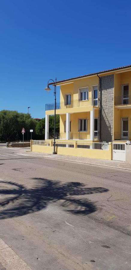 La Smeralda - Boutique Rooms And Breakfast Golfo Aranci Exterior foto
